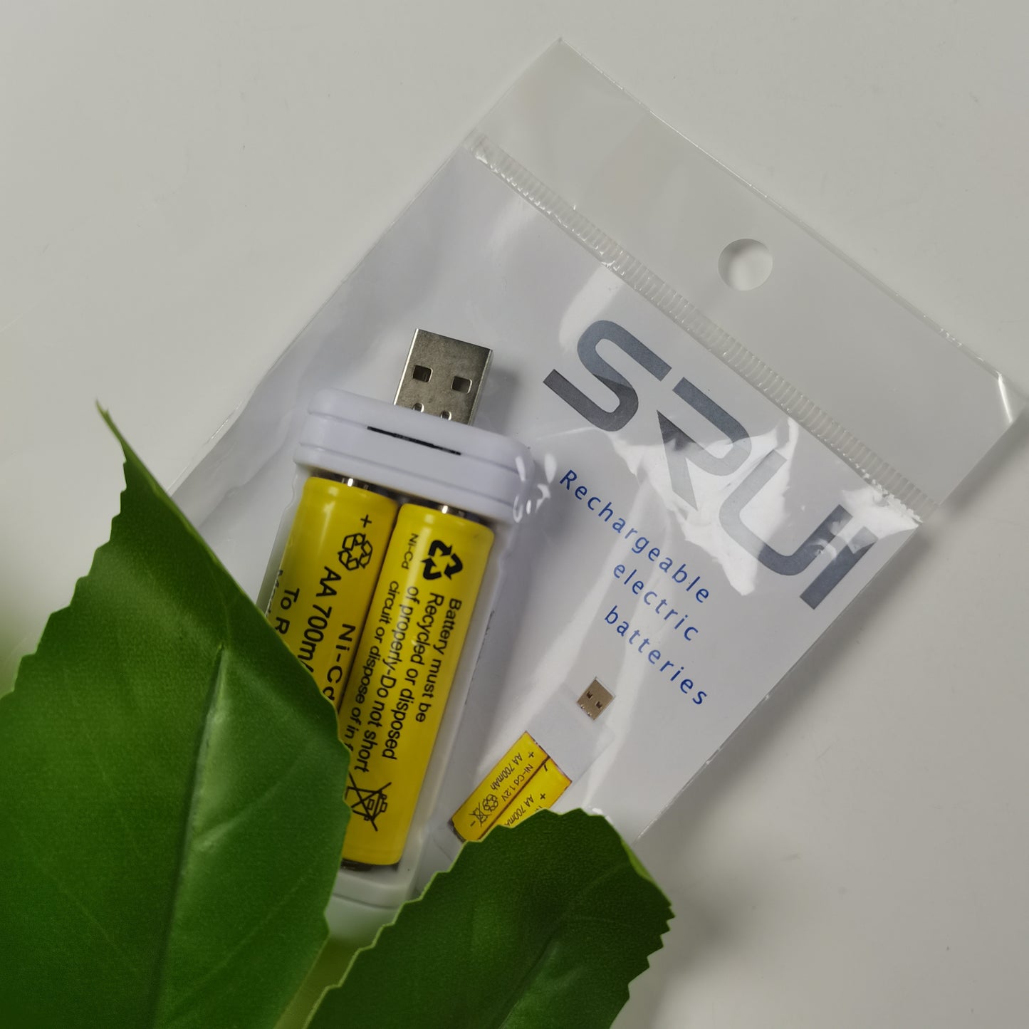 SRUI Rechargeable electric batteries,High Capacity 2800mAh, Long Service Life