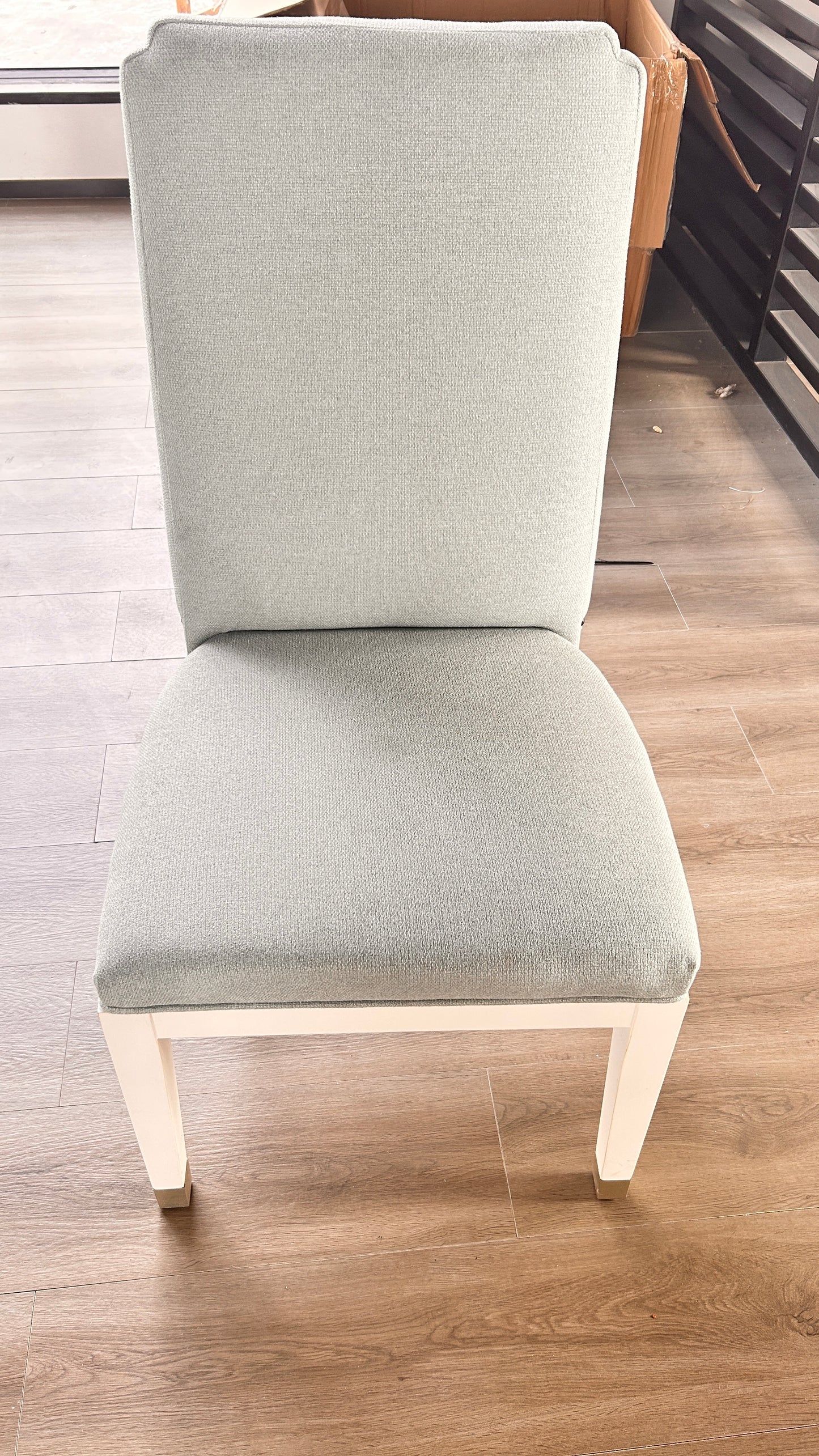 UNISOAR Chairs,Supportive and Stylish Seating Option
