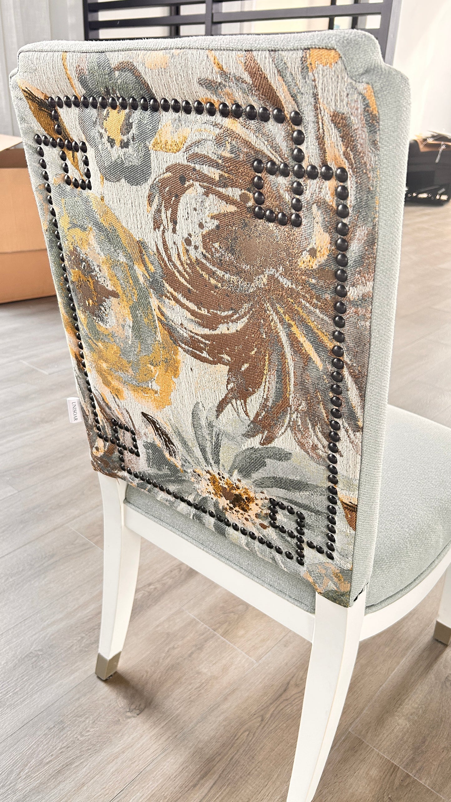 UNISOAR Chairs,Supportive and Stylish Seating Option