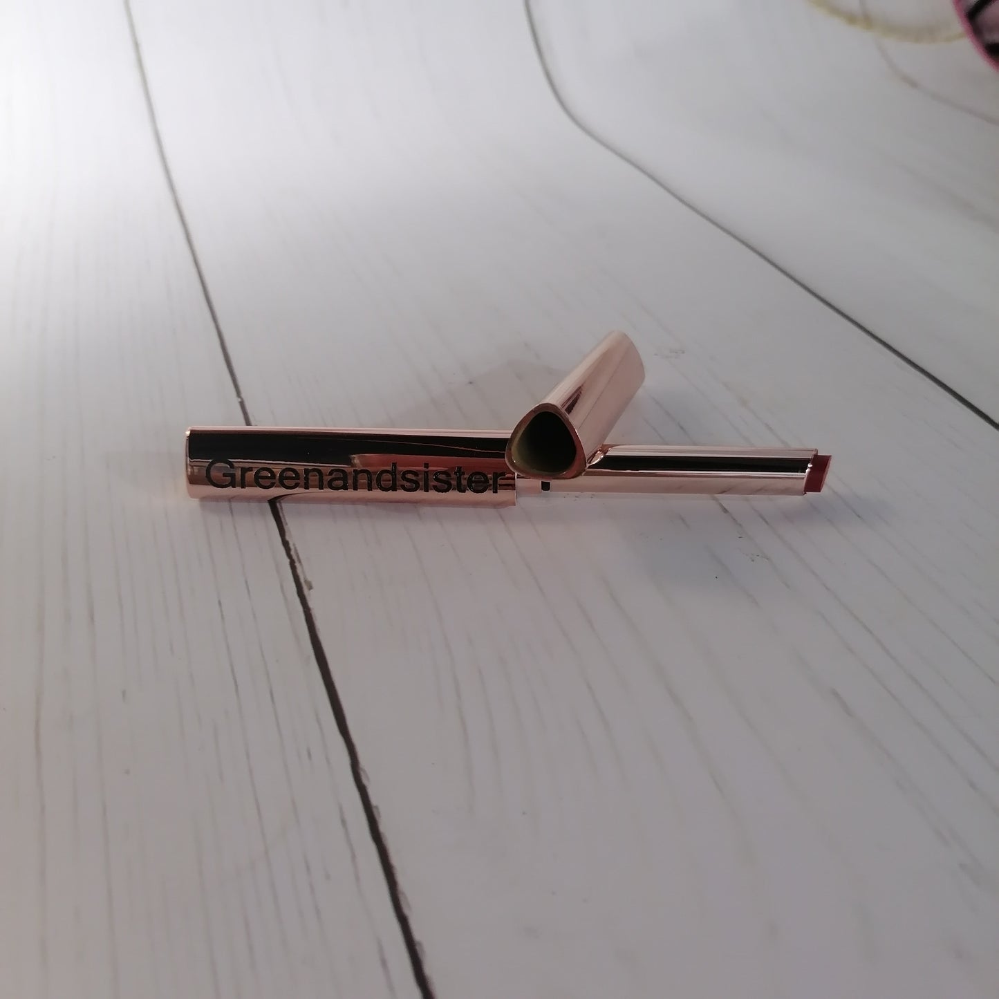 Greenandsister lipsticks Silk Finish Lipstick, Hydrating Rich Buildable Lip Color
