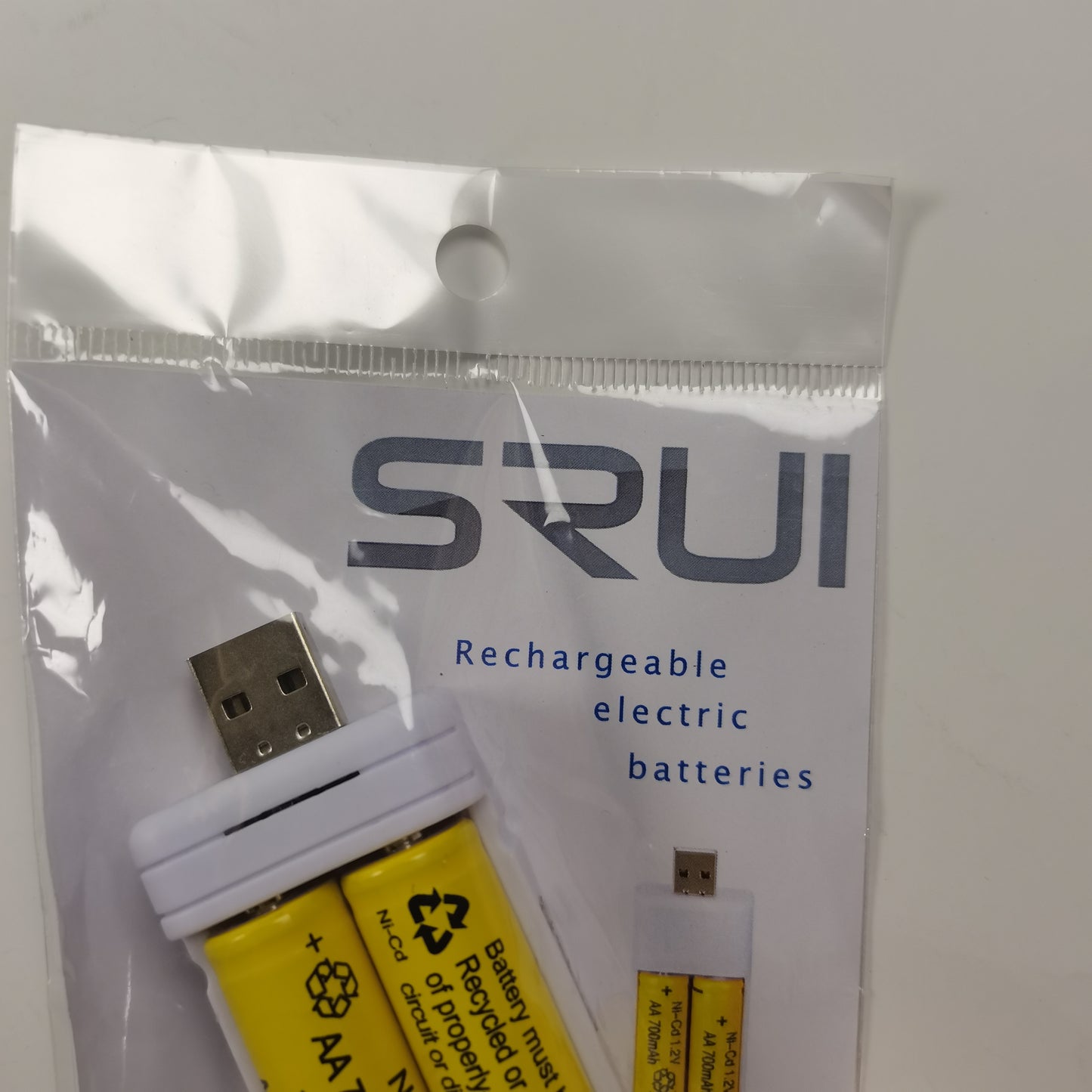 SRUI Rechargeable electric batteries,High Capacity 2800mAh, Long Service Life
