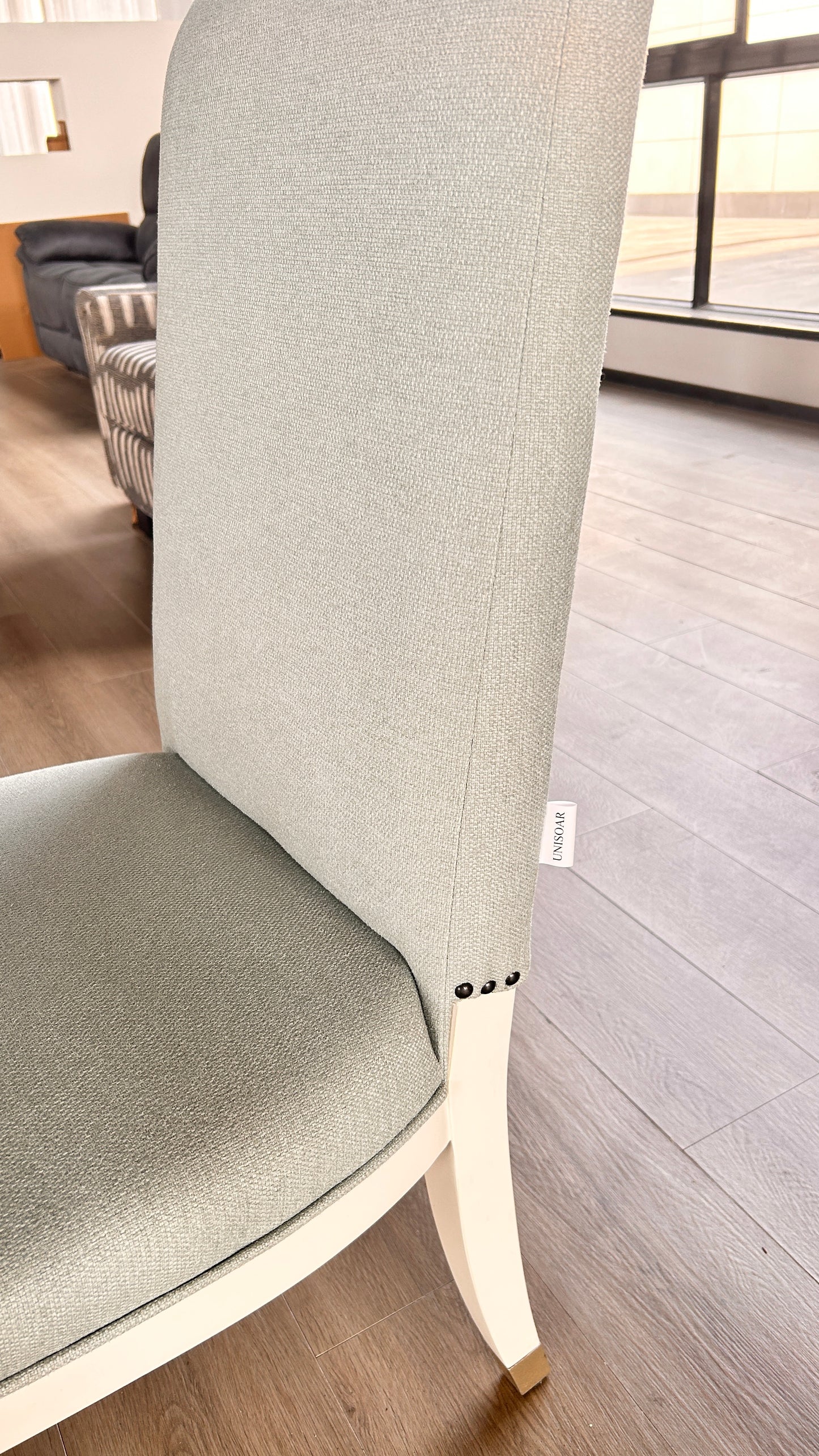 UNISOAR Chairs,Supportive and Stylish Seating Option