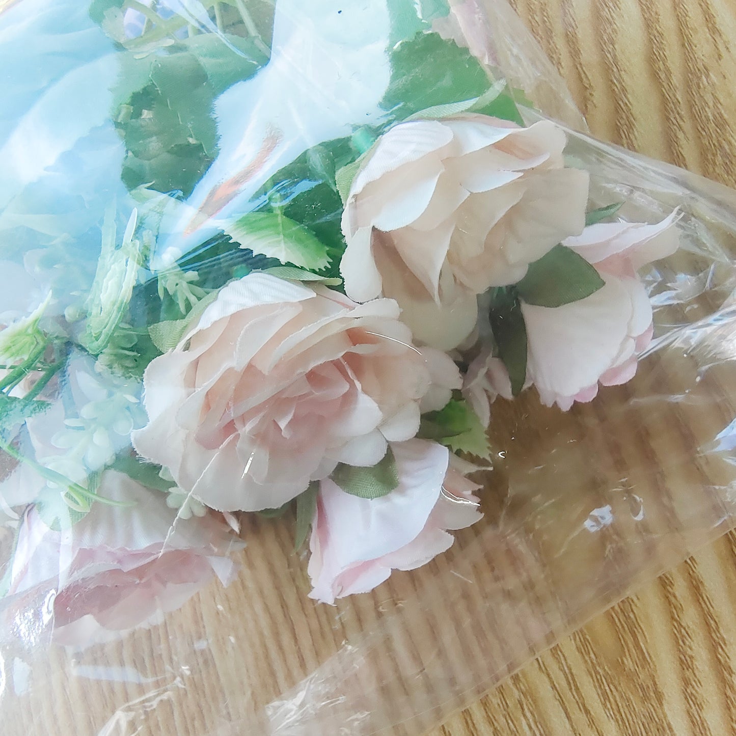 Toprooms Artificial flowers,great for any holiday decorations