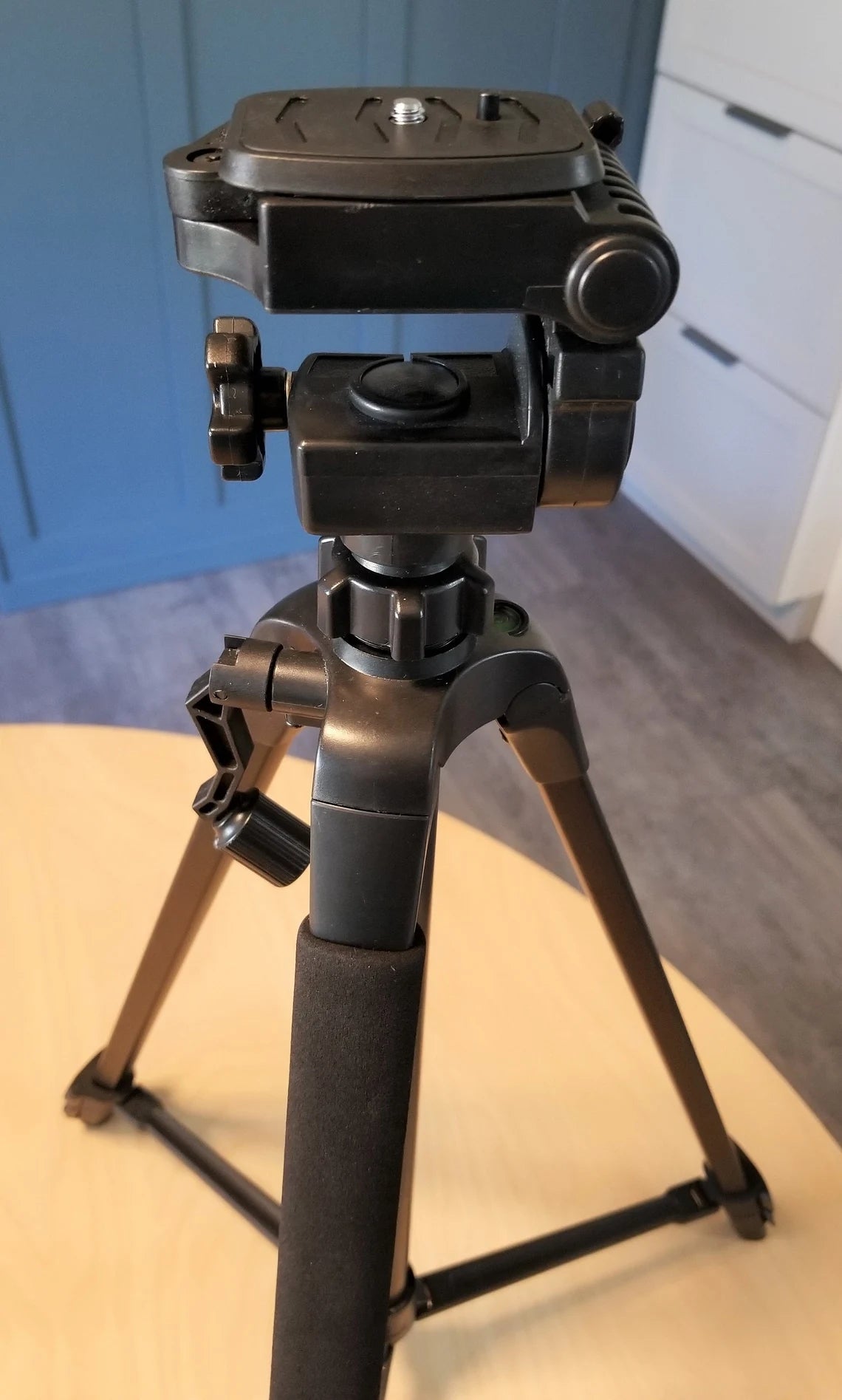 INFIWARDEN 58-inch Platinum Plus Aluminum Tripod Model 5858D - New in Open Box - for Cameras and Camcorders - Original Box & Instructions
