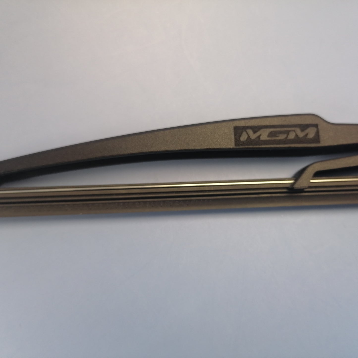 MGM Windshield wiper blades for vehicles.Rear wiper blade