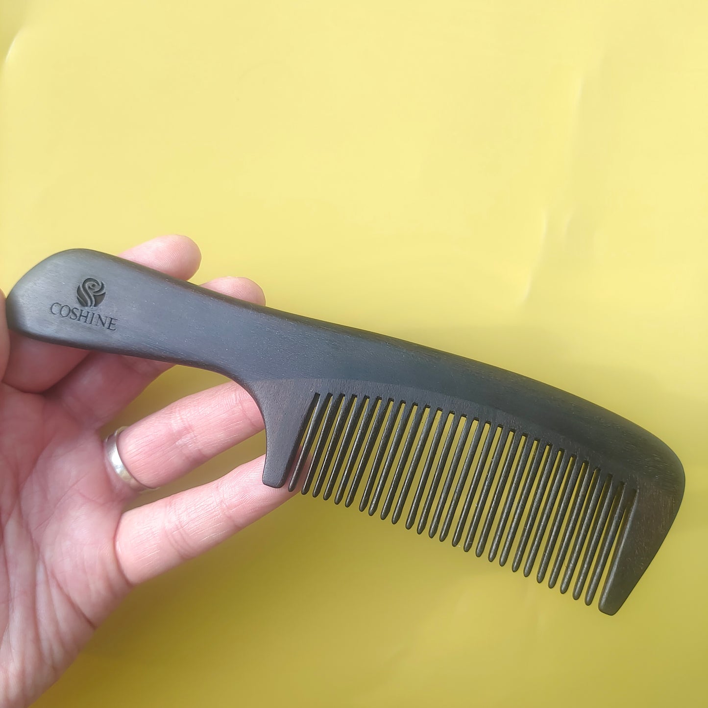 Hair combs, Anti-Static and detangling properties help reveal healthy, smooth hair.