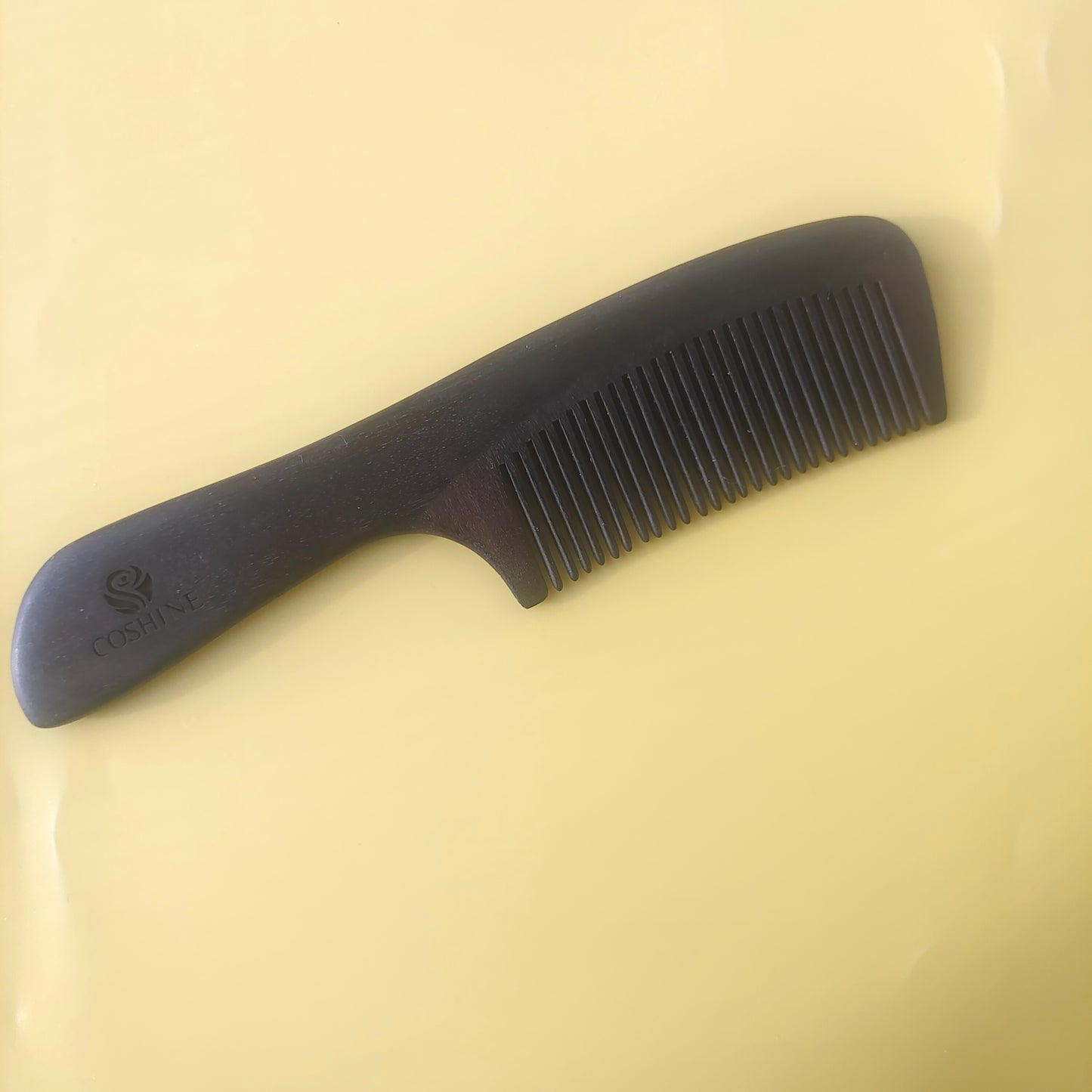 Hair combs, Anti-Static and detangling properties help reveal healthy, smooth hair.