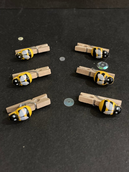 ePherum Wooden Bee Clothes Pegs Set of 6 Vintage Style Bee Pegs