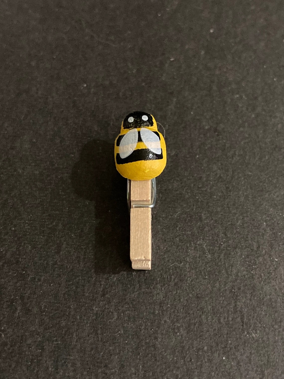 ePherum Wooden Bee Clothes Pegs Set of 6 Vintage Style Bee Pegs